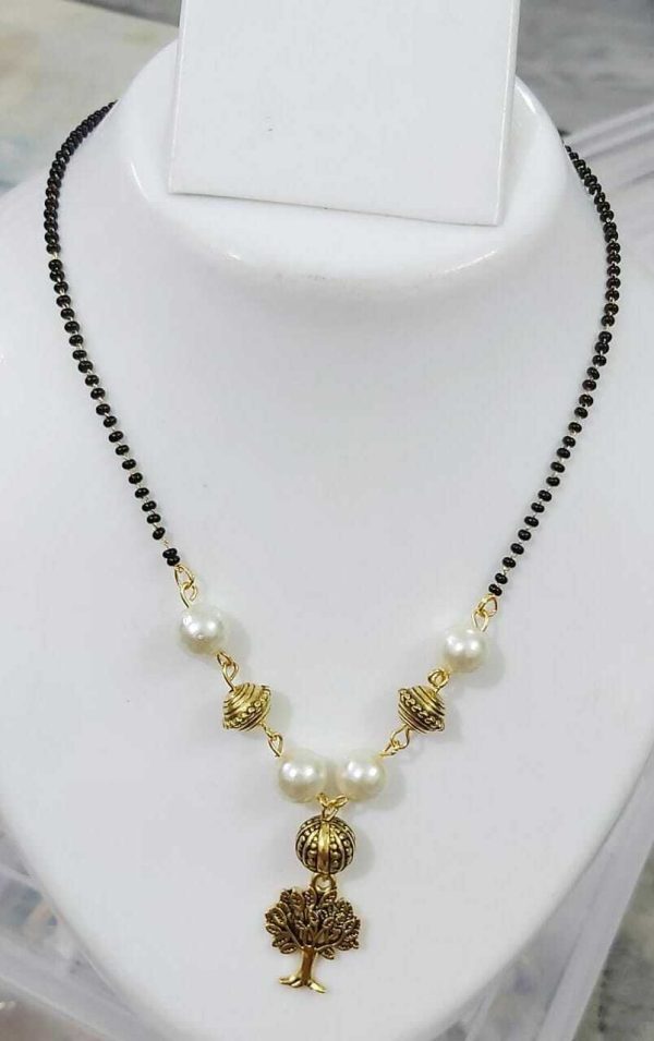 Boho Women Chain Pendant Choker Necklace Tree Shape White Pearl Jewelry Gift